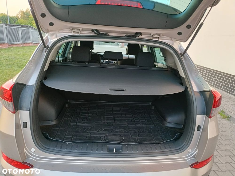 Hyundai Tucson blue 1.7 CRDi 2WD Passion Plus - 17