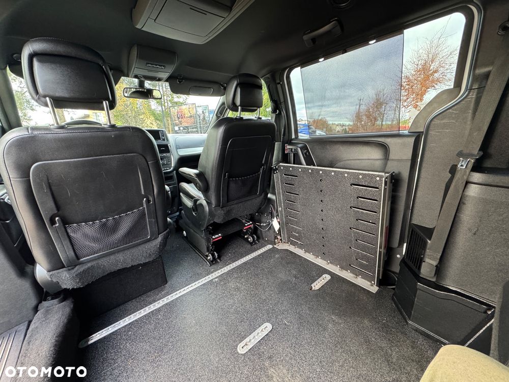 Dodge Grand Caravan 3.6 R/T - 8