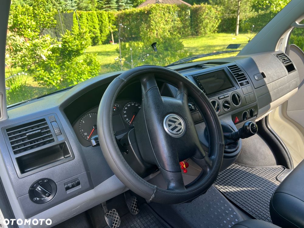 Volkswagen Transporter - 8