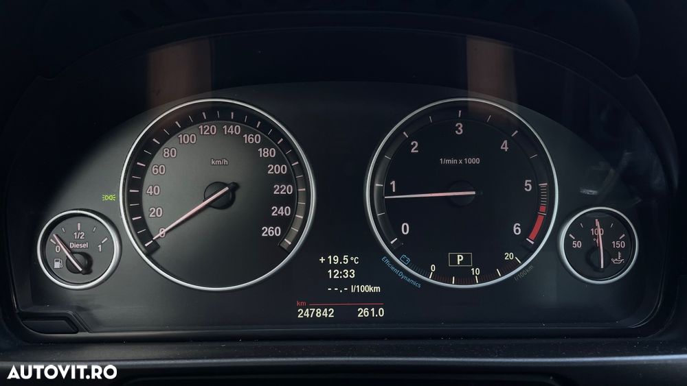 BMW Seria 5 520d - 14