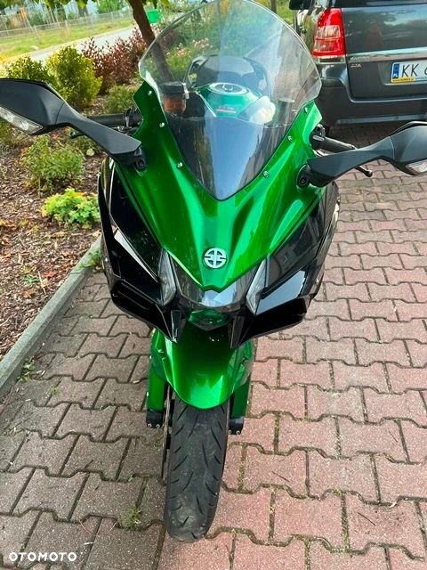 Kawasaki Ninja H2 SX - 5