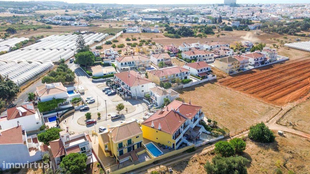 Moradia T3 para venda - Grande imagem: 2/41