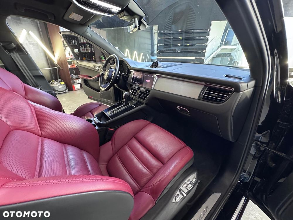 Porsche Macan - 23