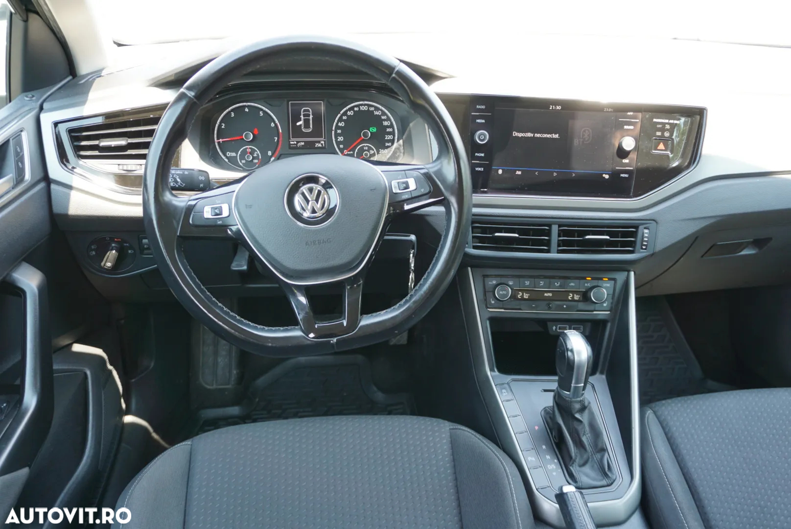 Volkswagen Polo 1.0 TSI DSG Comfortline - 16
