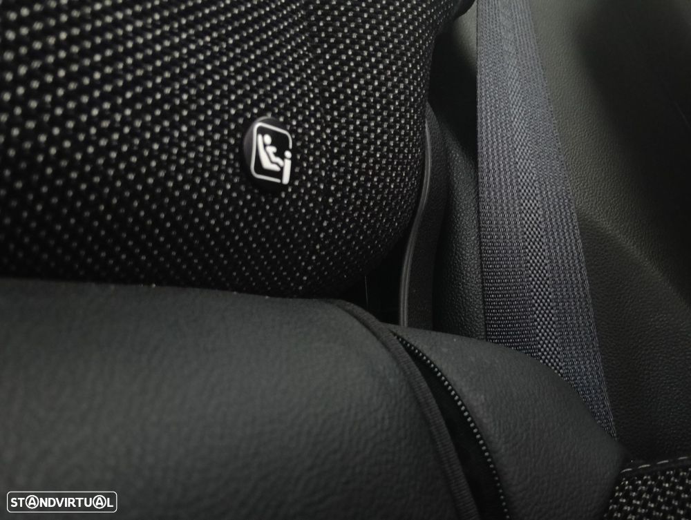 Renault Captur 1.0 TCe Techno Bi-Fuel - 33