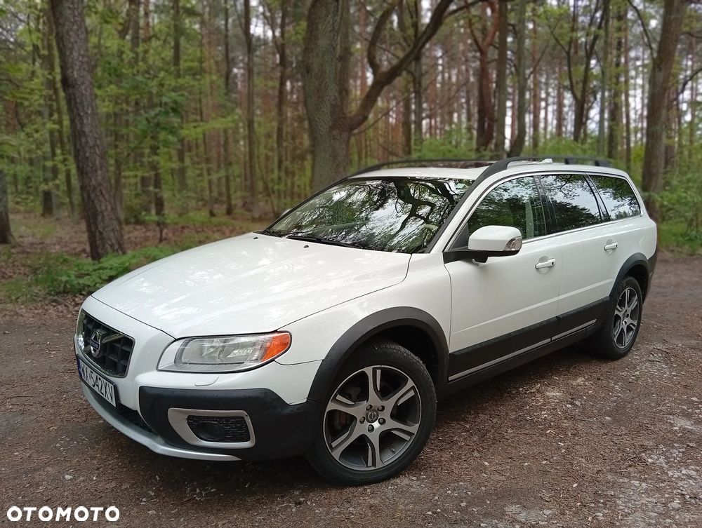 Volvo XC 70 - 1