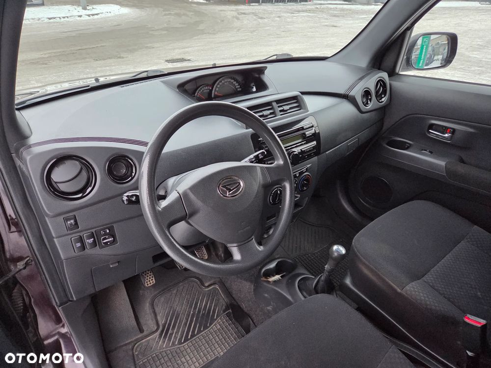 Daihatsu Materia 1.5 WhiteX - 11