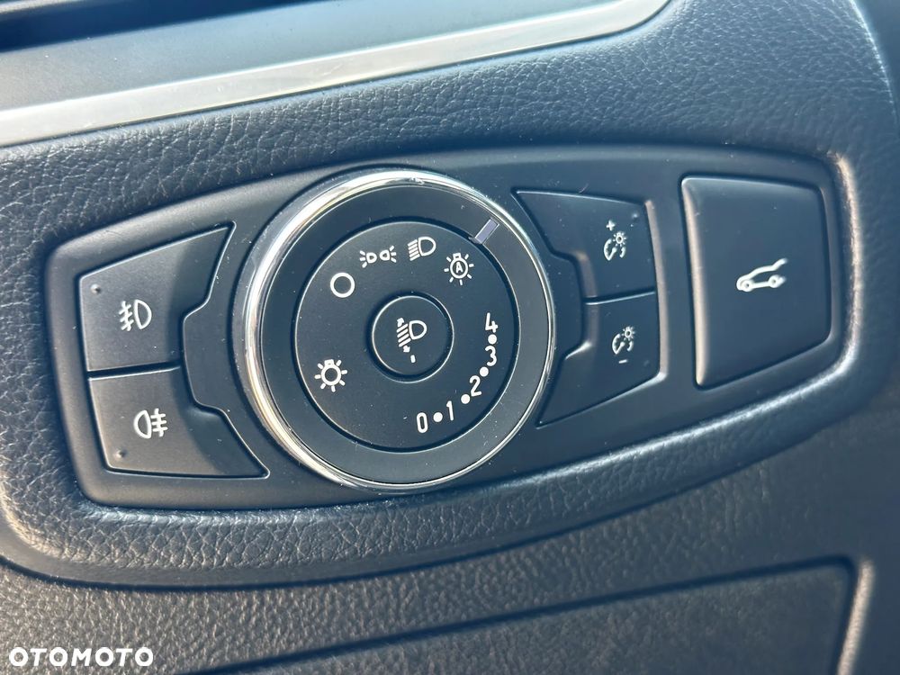 Ford S-Max 2.0 TDCi Titanium PowerShift - 23