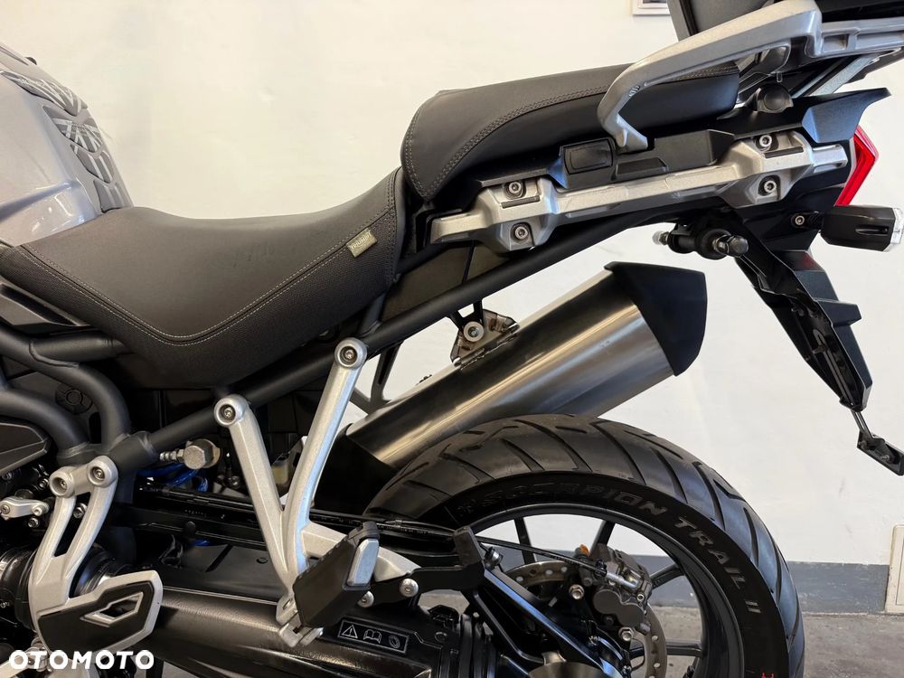 Triumph Tiger - 27