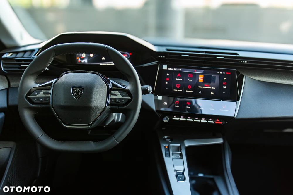 Peugeot 408 HYBRID 145 e-DSC6 Allure - 25