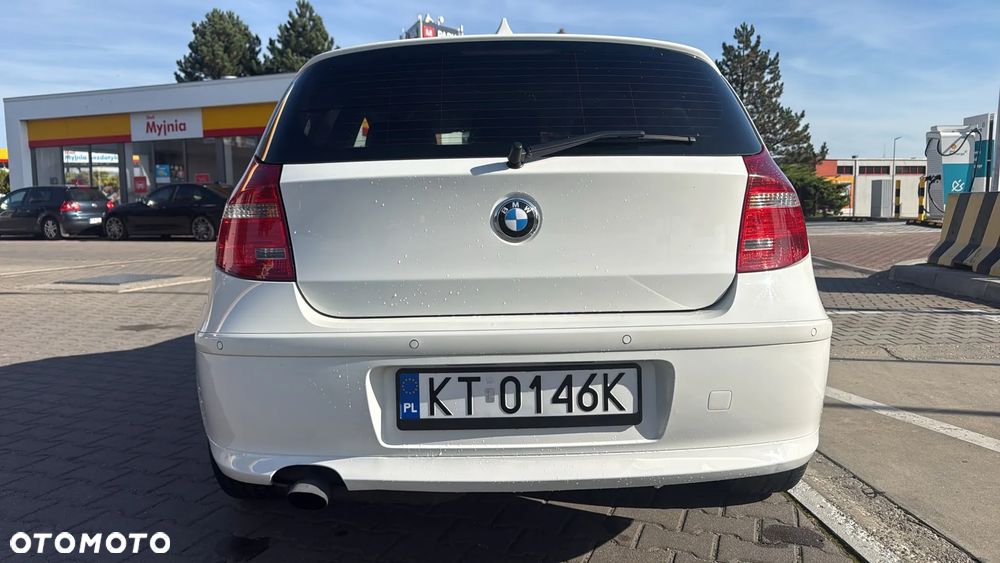 BMW Seria 1 116i - 6
