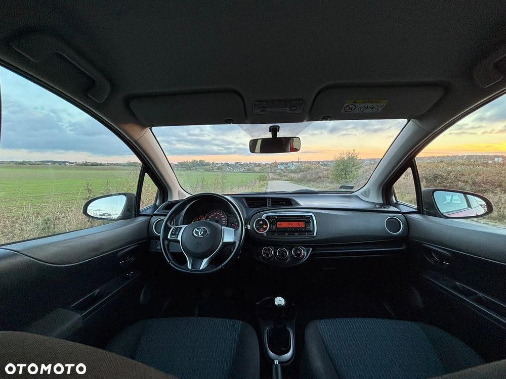 Toyota Yaris - 7