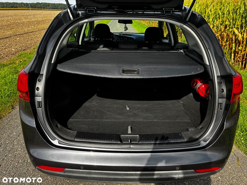 Kia Ceed - 6