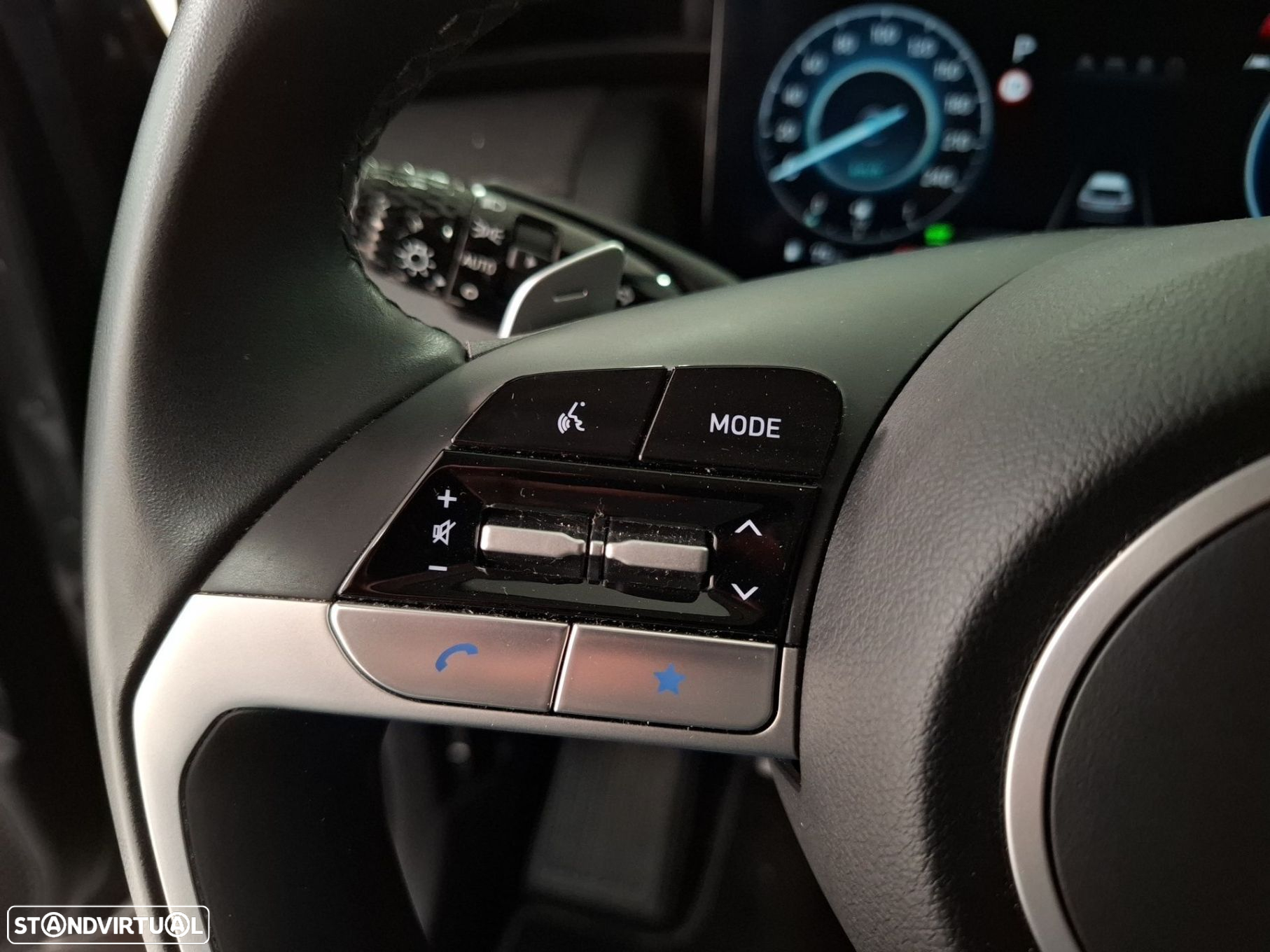 Hyundai Tucson 1.6 T-GDI HEV Premium - 16