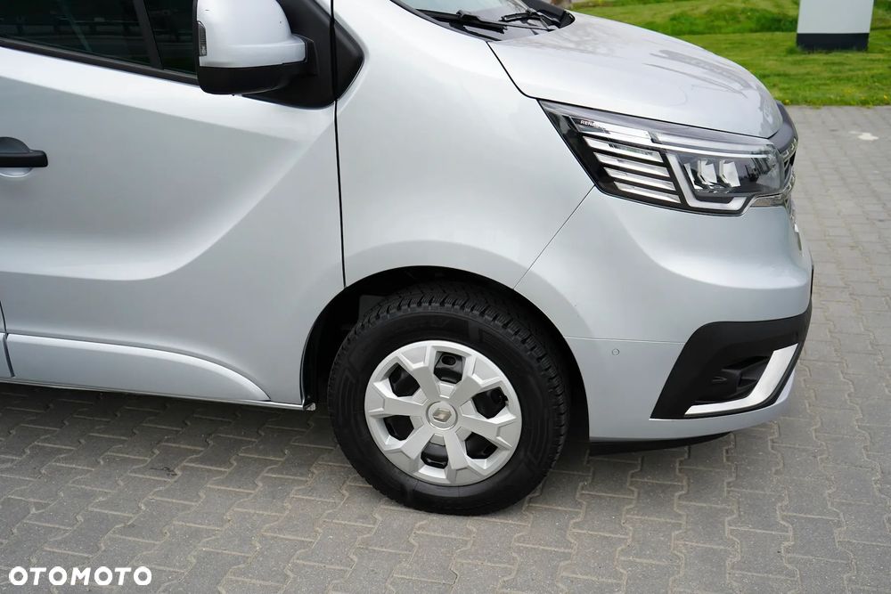 Renault Trafic 2.0 dCi - 26