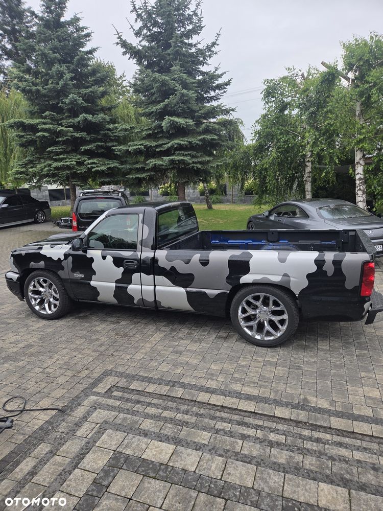 Chevrolet Silverado - 5