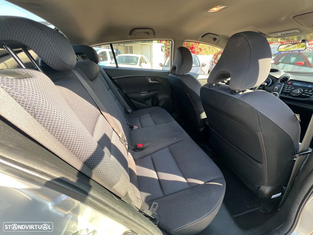 Honda Insight 1.3 IMA i-VTEC Elegance - 10