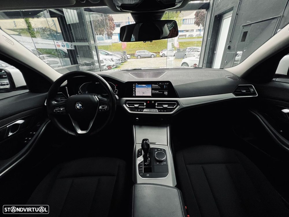 BMW 330 e Corporate Edition Auto - 15