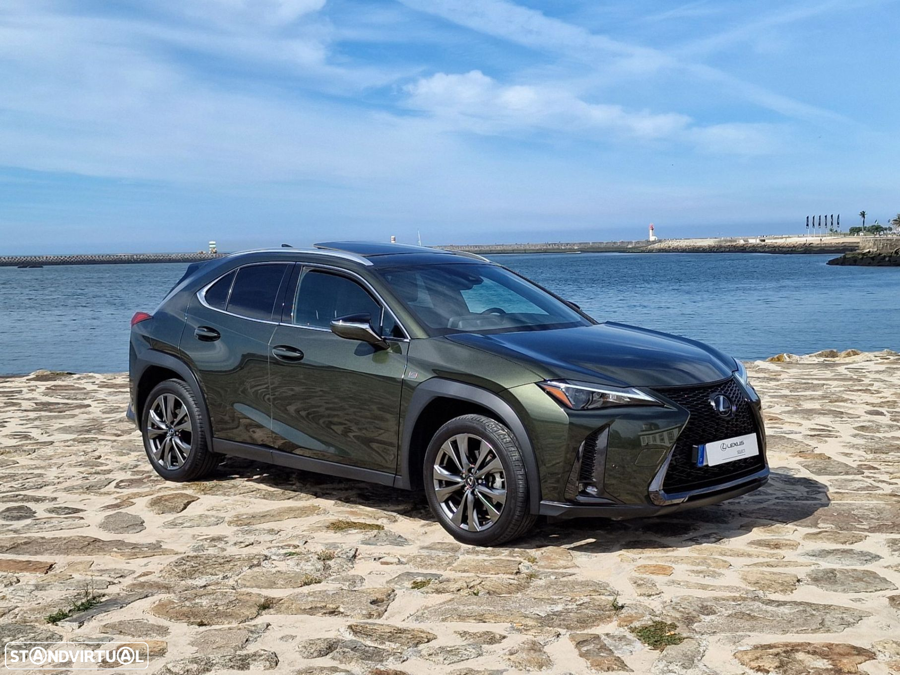 Lexus UX 250h Sport (Ecrã 12.3) - 11