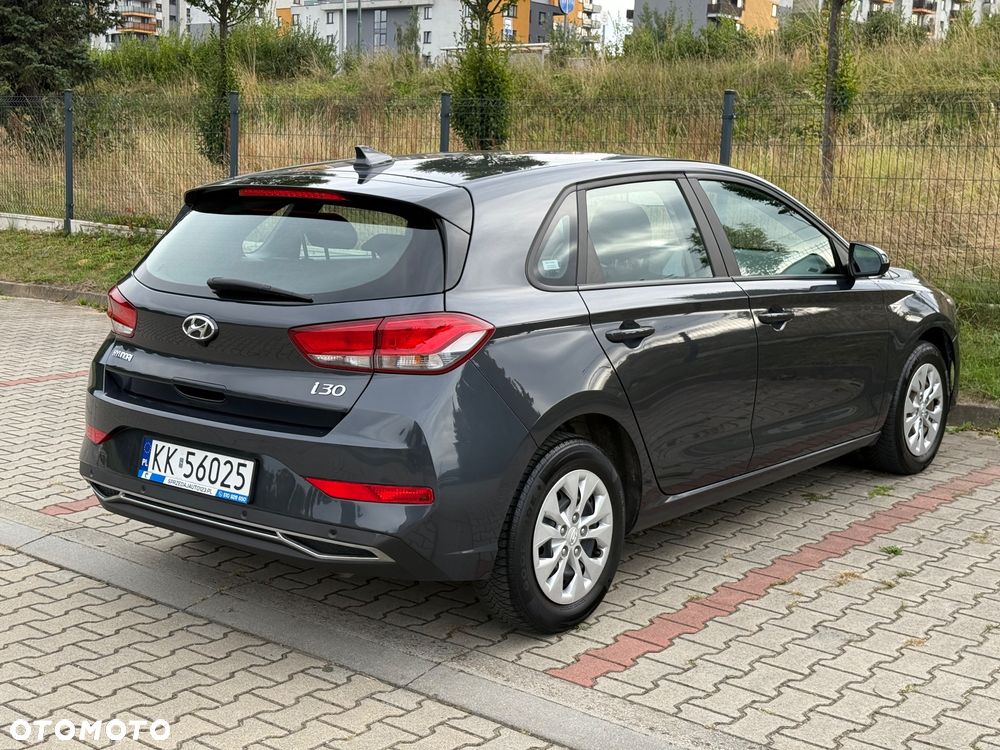 Hyundai i30 1.5 DPI Classic + - 4