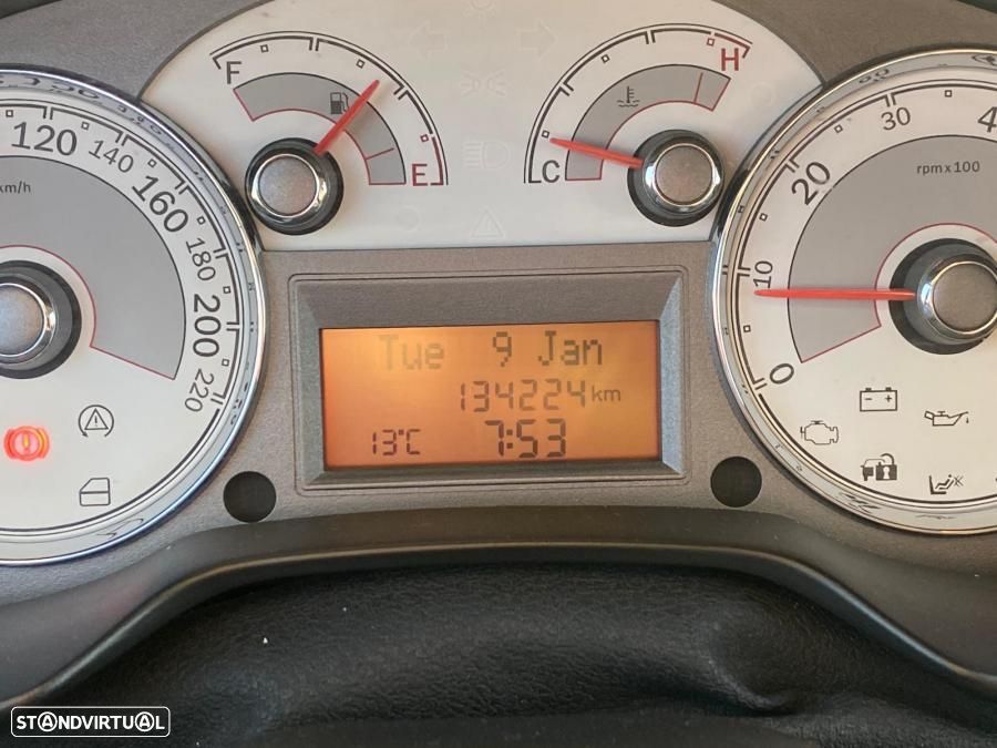 Fiat Linea 1.3 M-Jet Emotion - 11