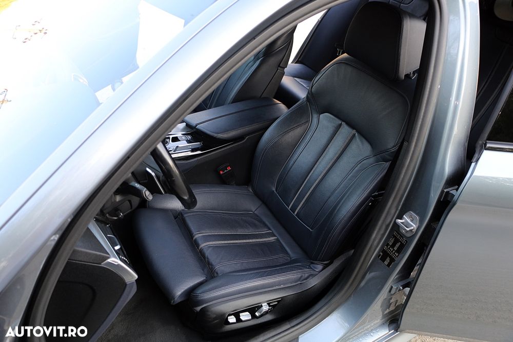BMW Seria 5 520d AT - 15