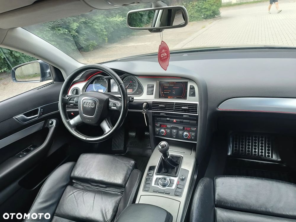 Audi A6 Avant - 16