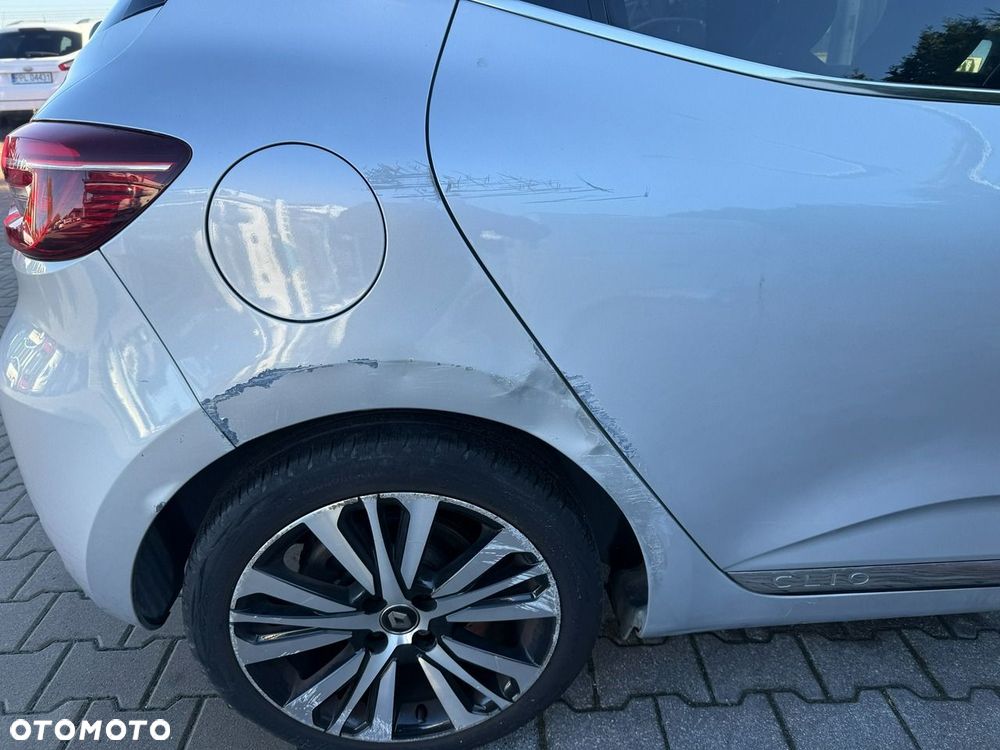 Renault Clio - 14