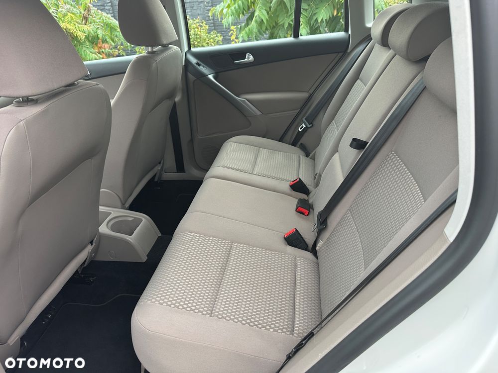 Volkswagen Tiguan - 17