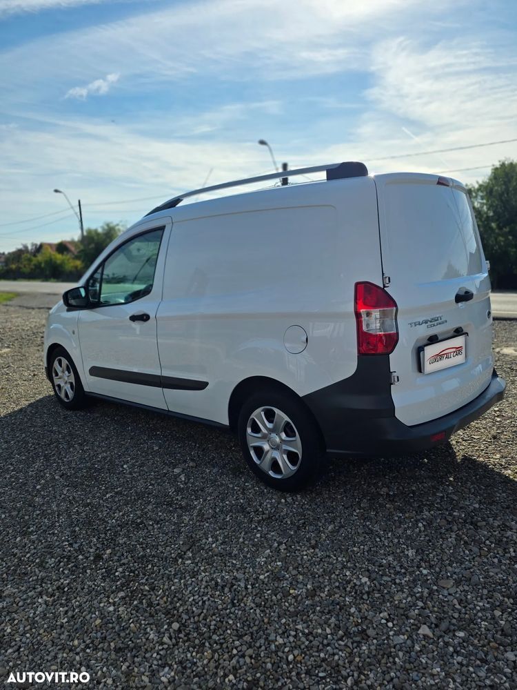 Ford Courier - 6