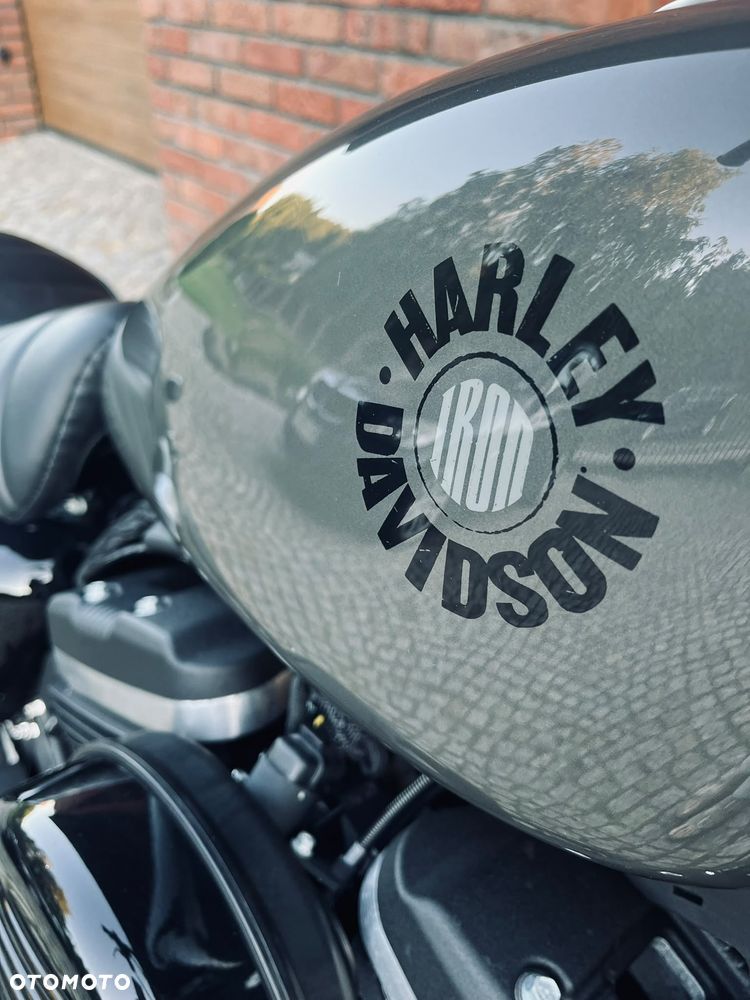 Harley-Davidson Sportster Iron 883 - 6