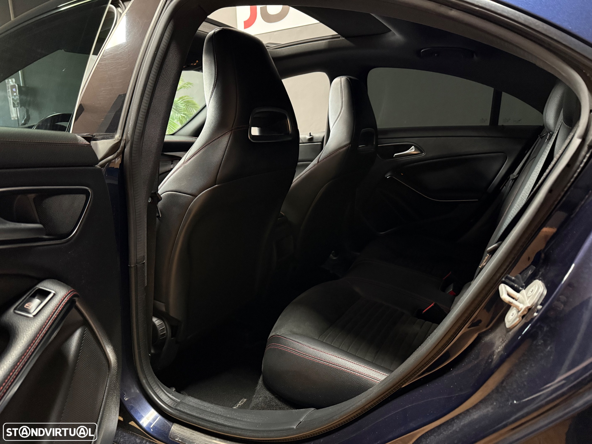 Mercedes-Benz CLA 45 AMG 4-Matic - 15