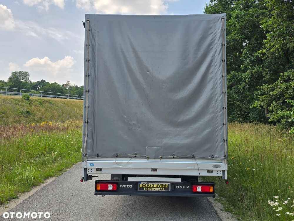 Iveco DAILY 35S HI-MATIC Automat , 2023r, Bezwypadkowy, 10 EP, Salon PL , ASO BURTO FIRANA,KLIMA ,WEBASTO,  Fotel kierowcy pneumatyczny - 4