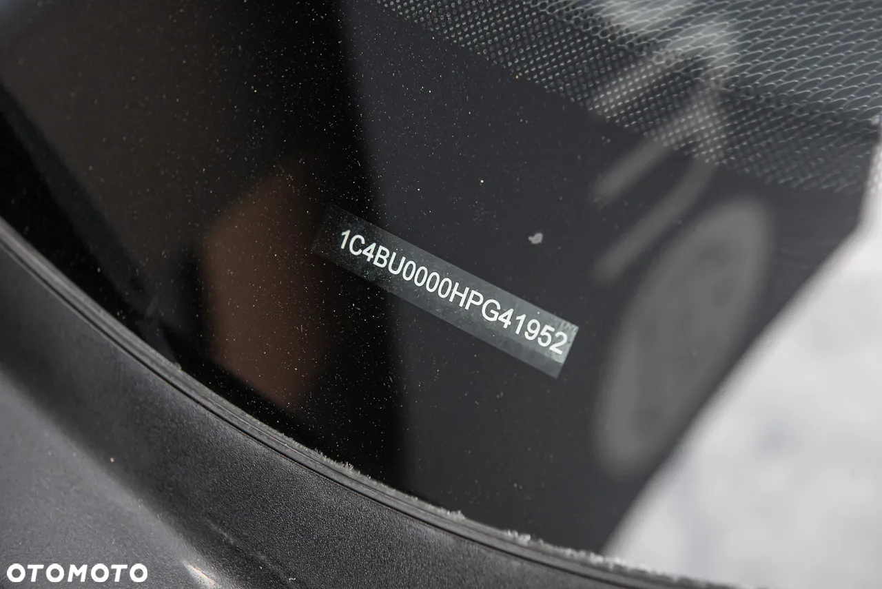 Jeep Renegade - 33