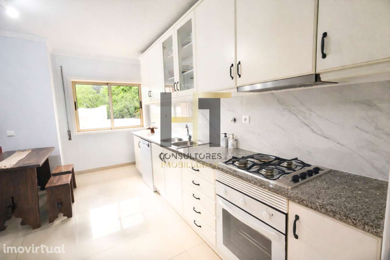 Apartamento T2 com Garagem Fechada | Frente à Escola C+S | São Romã - Grande imagem: 3/24