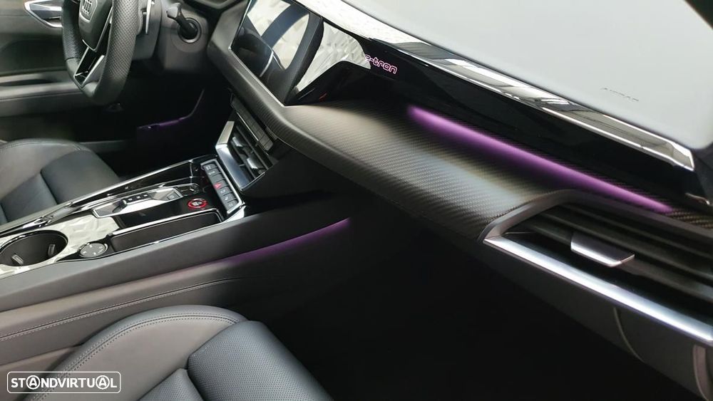 Audi e-tron GT quattro - 24