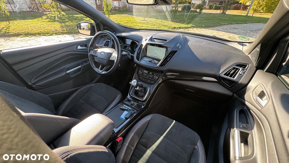 Ford Kuga 2.0 TDCi 4x4 ST-Line - 8