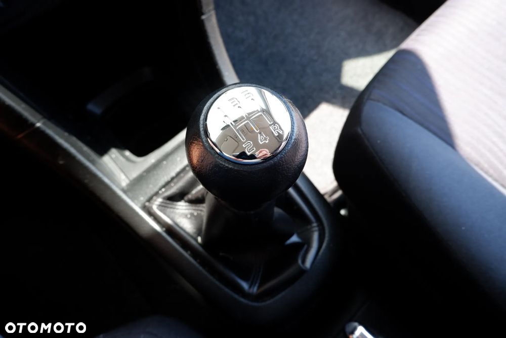 Suzuki Swift 1.2 4x4 Club - 23