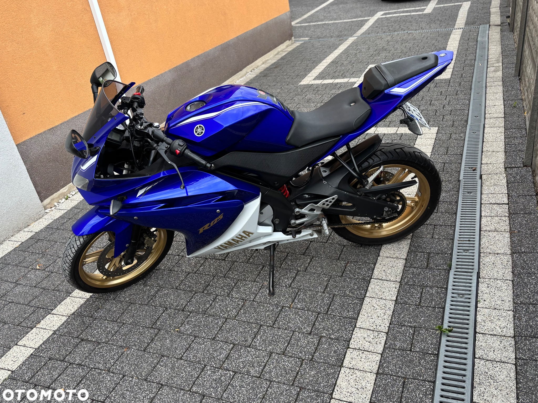 Yamaha YZF - 3