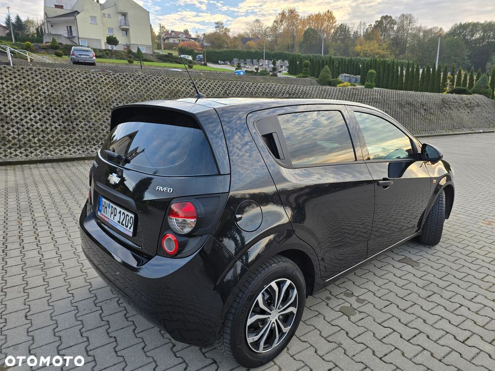 Chevrolet Aveo - 11