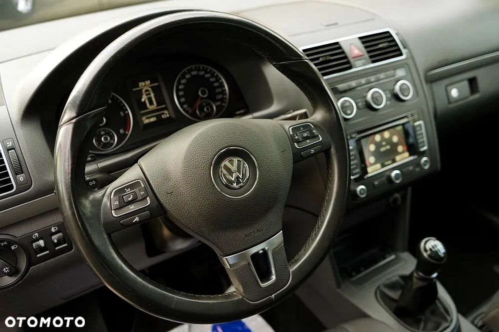 Volkswagen Touran 1.6 TDI DPF BlueMot Trendline - 27