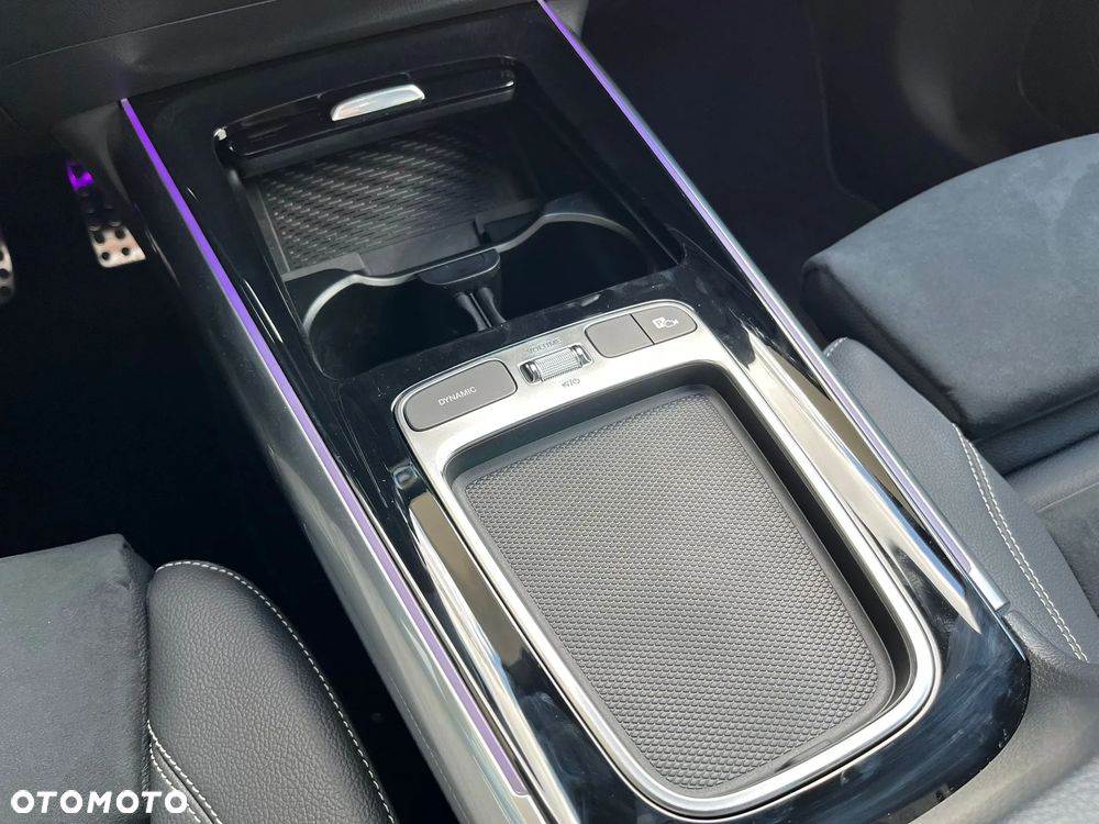 Mercedes-Benz GLA 220 mHEV 4-Matic AMG Line 8G-DCT - 28