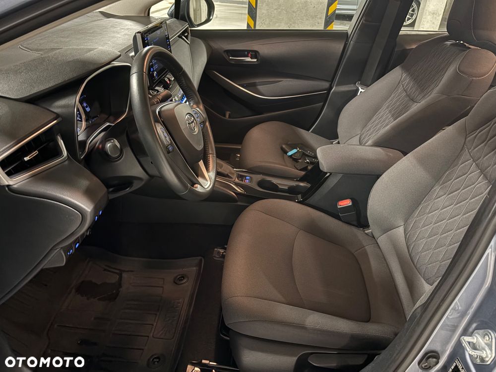 Toyota Corolla 1.8 Hybrid Comfort - 11