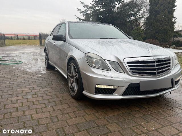 Mercedes-Benz Klasa E - 17