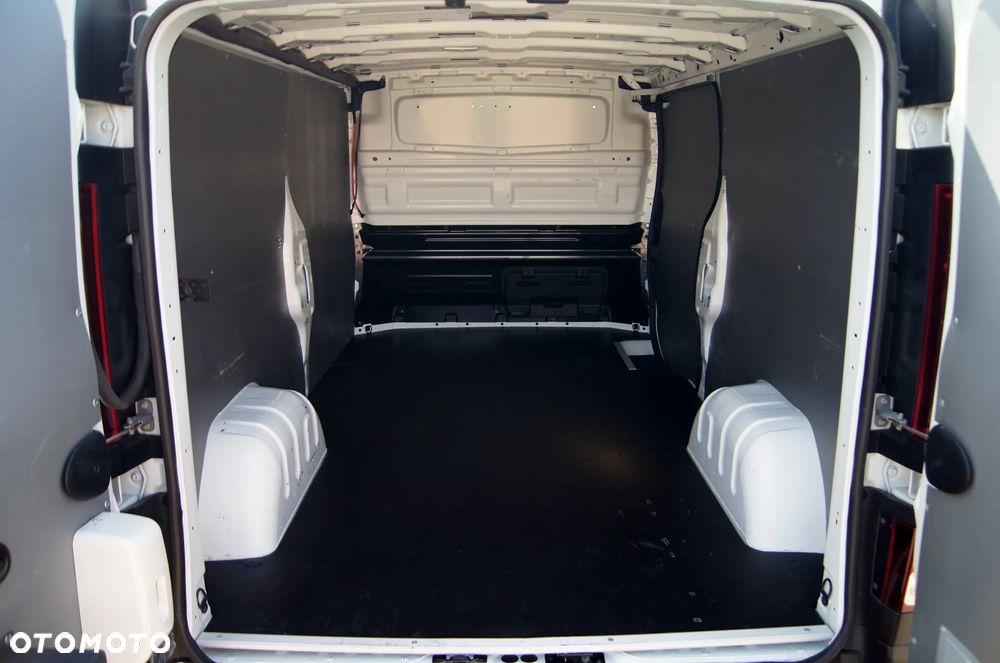 Renault Trafic LONG 58tys.km. przebiegu - 22