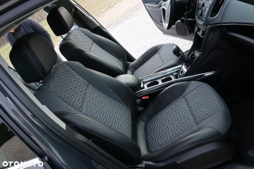 Opel Zafira Tourer 1.4 Turbo Active - 29
