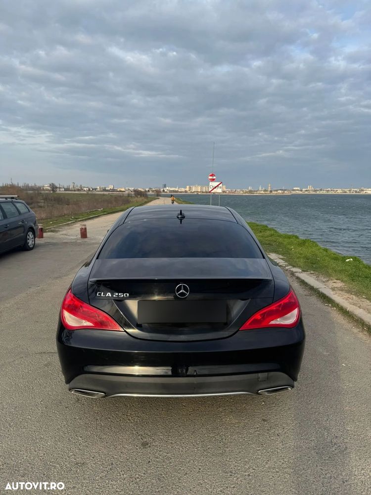 Mercedes-Benz CLA - 4
