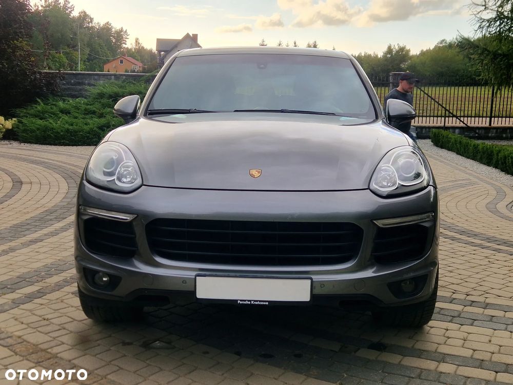 Porsche Cayenne Standard - 3
