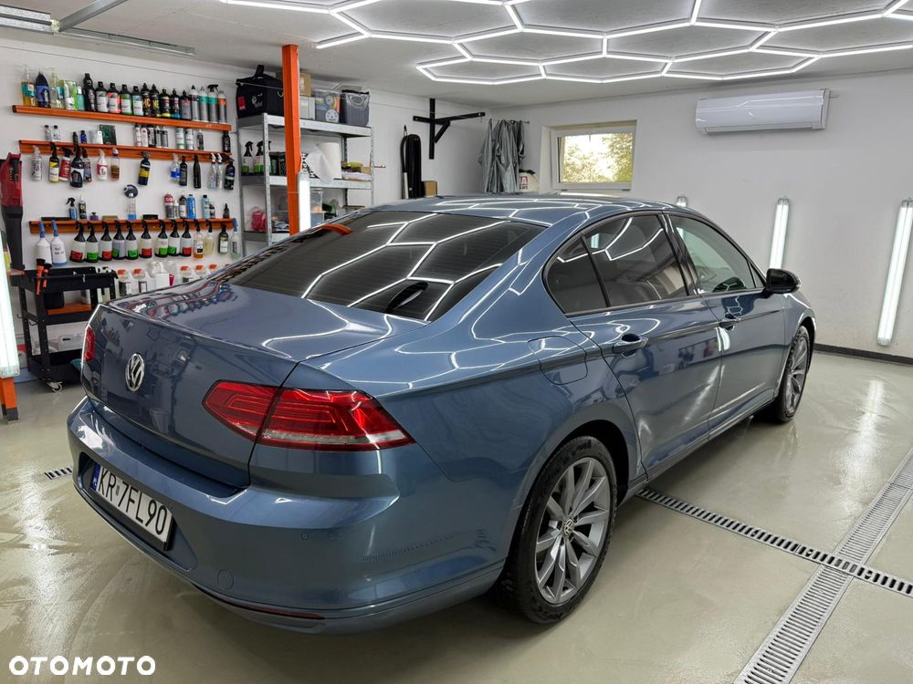 Volkswagen Passat 2.0 TDI BMT Comfortline - 13