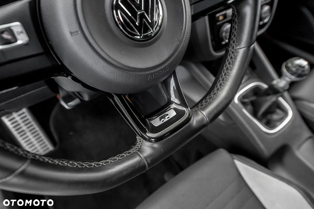 Volkswagen Scirocco R - 25